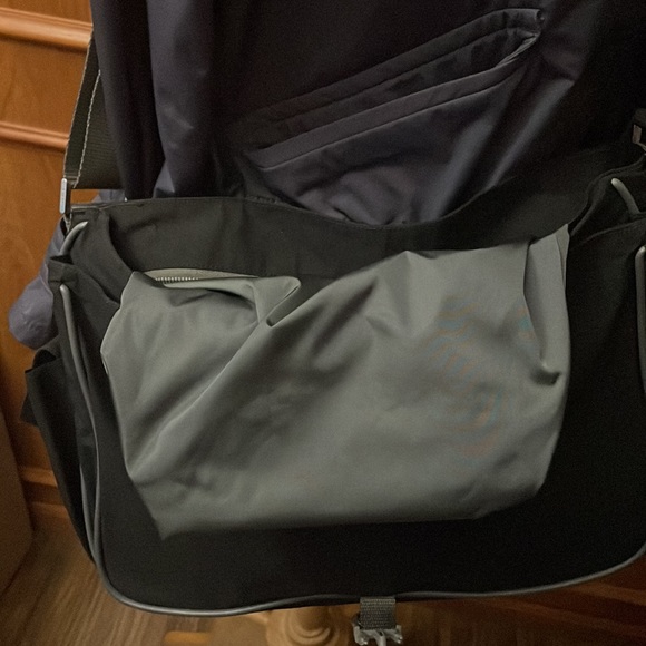 ‼️Sold‼️Authentic PRADA Sportside Crossbody Bag - Unisex❤️ - Picture 15 of 17